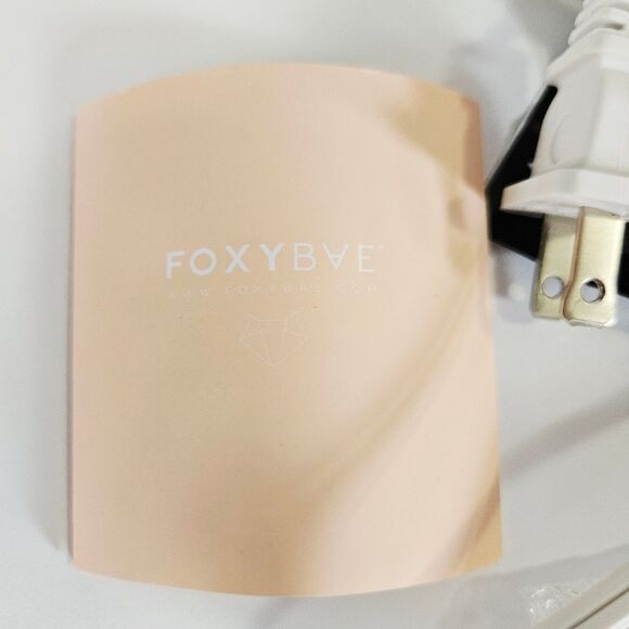 NIB Foxybae Travel/Mini Special Edition Rose Gold & White Marble Curling Wand - Picture 3 of 6